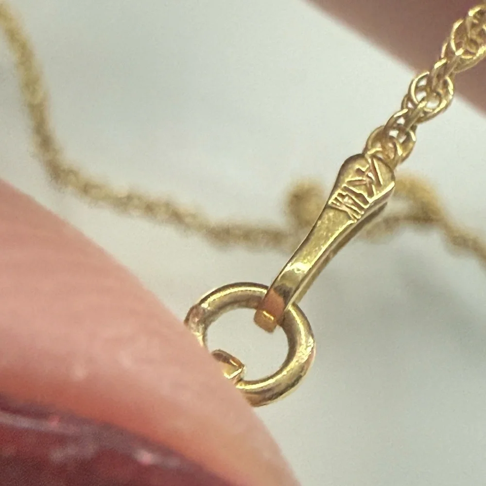 14k round disc pendant necklace - Picture 4 of 6